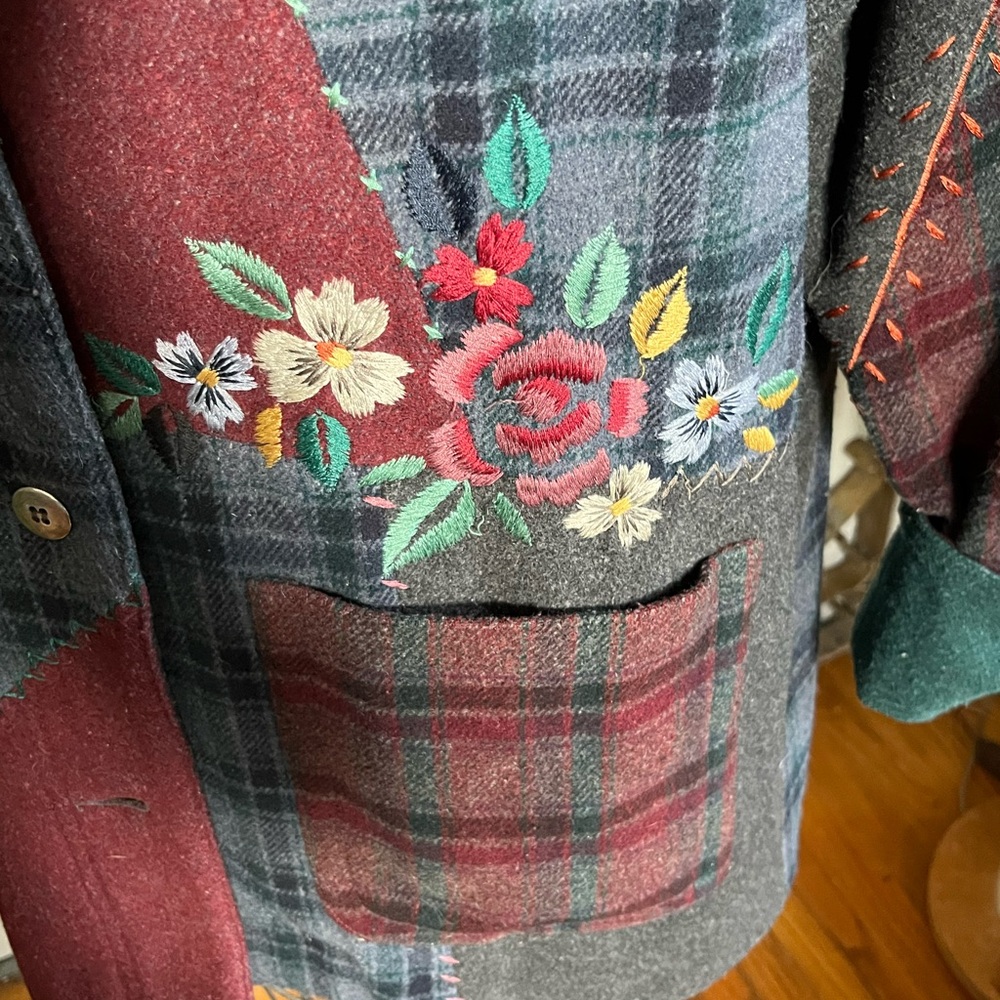 Women's Multicolor Patchwork Jacket With Floral E… - image 4